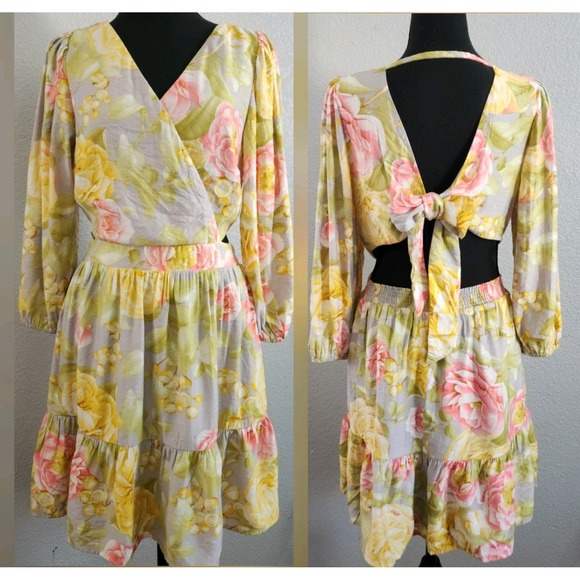 Express Floral Mini Dress M Pastel Tiered Wedding Guest Resort Date Night Yellow - Picture 1 of 14